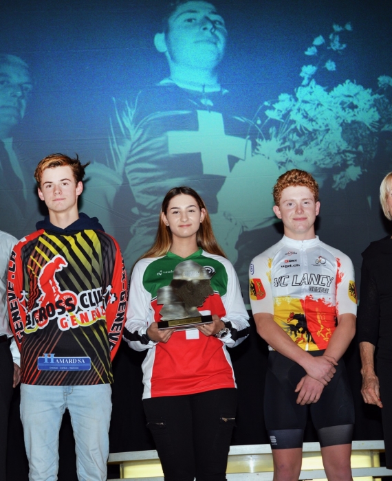 Le Prix Bernard Vifian 2017 attribué à Leila Henry, une jeune pilote de BMX.